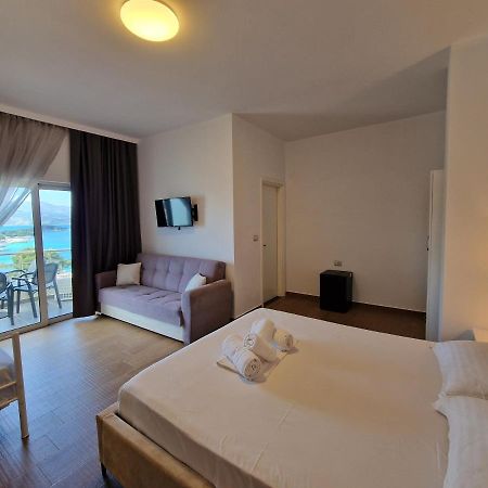 Hotel Queen Margaret Seaside Ksamil Esterno foto