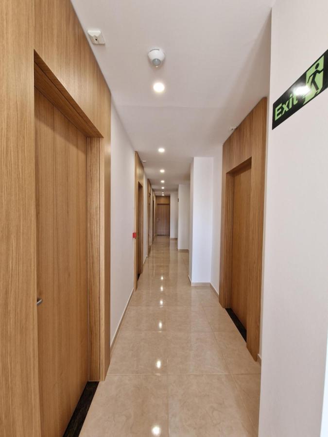 Hotel Queen Margaret Seaside Ksamil Esterno foto