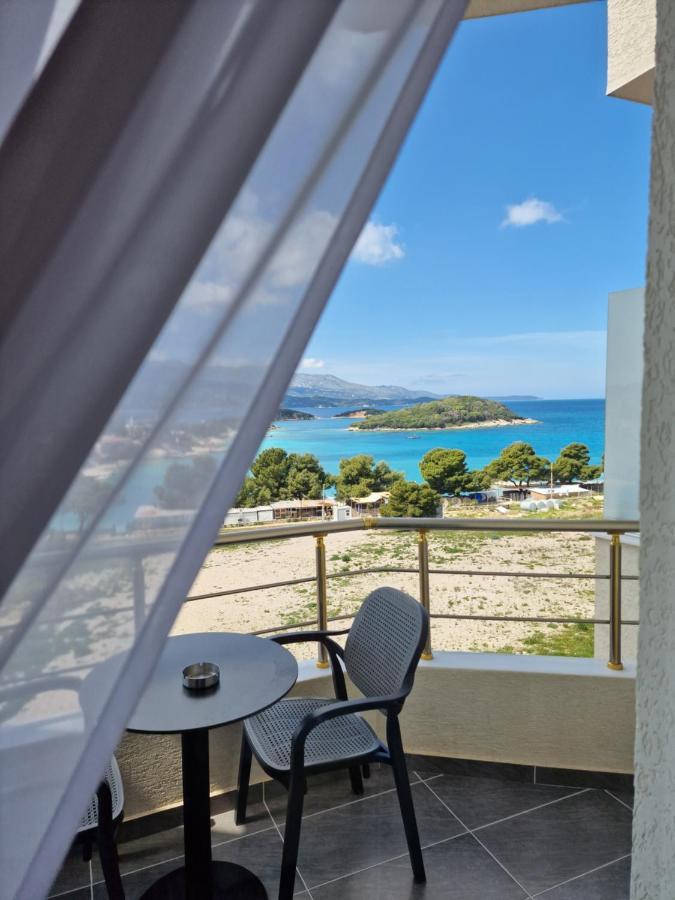 Hotel Queen Margaret Seaside Ksamil Esterno foto