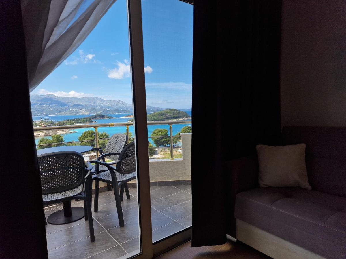 Hotel Queen Margaret Seaside Ksamil Esterno foto
