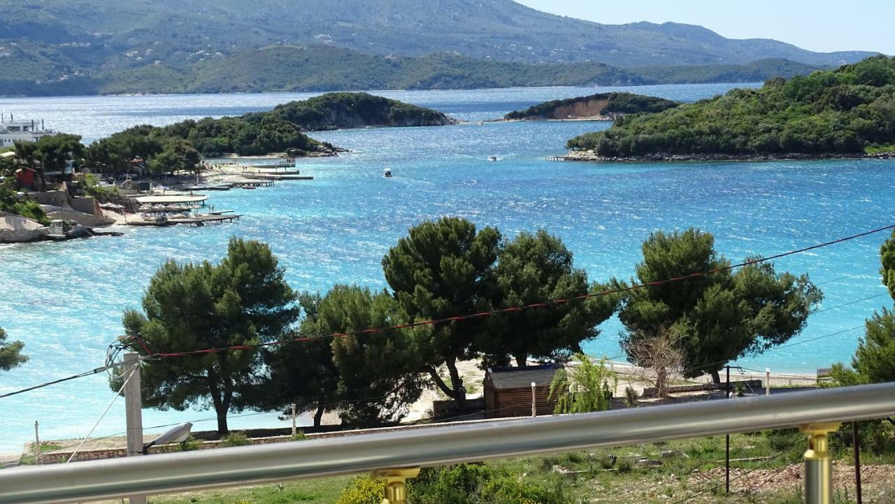 Hotel Queen Margaret Seaside Ksamil Esterno foto
